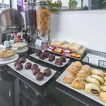 阿特兰蒂达马尔酒店 4*