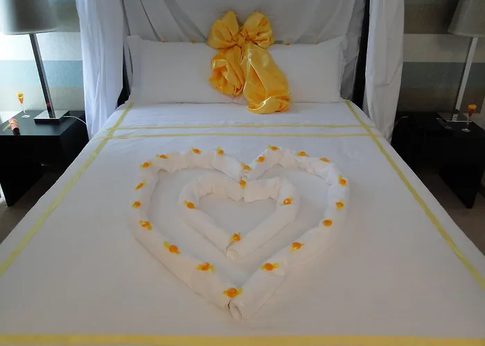 Hotel Atlantida Mar 4*